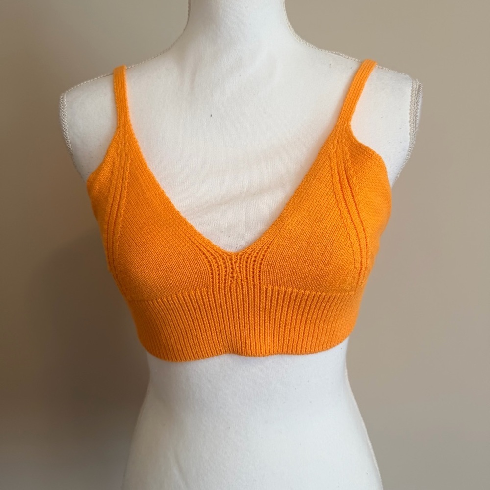 NWT 525 Revolve women's knit bralette size medium in orange